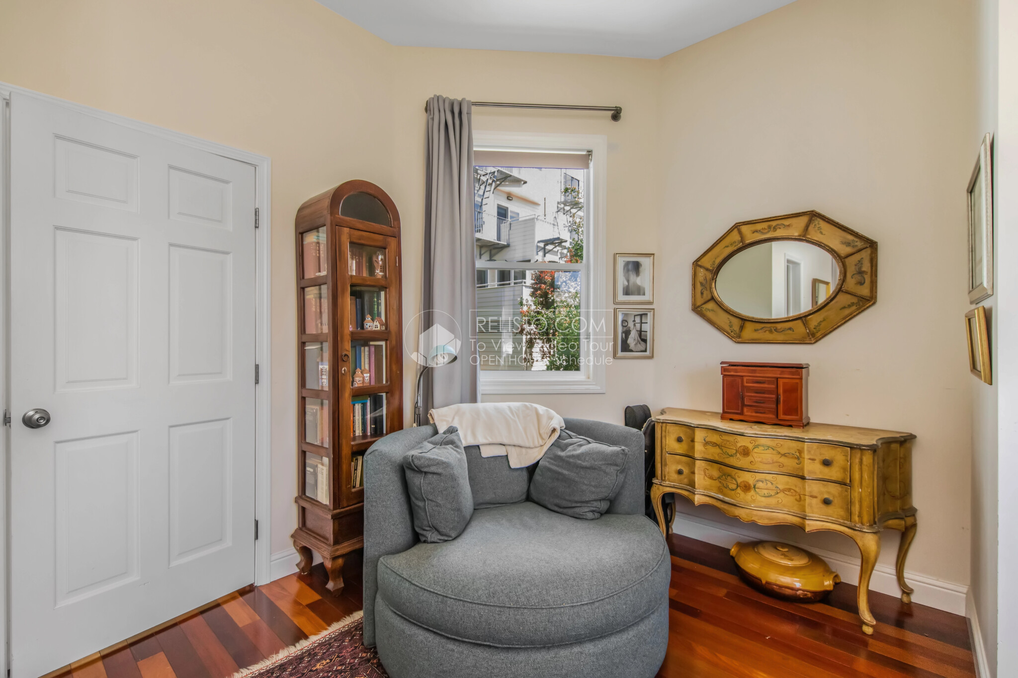 Listing image 12
