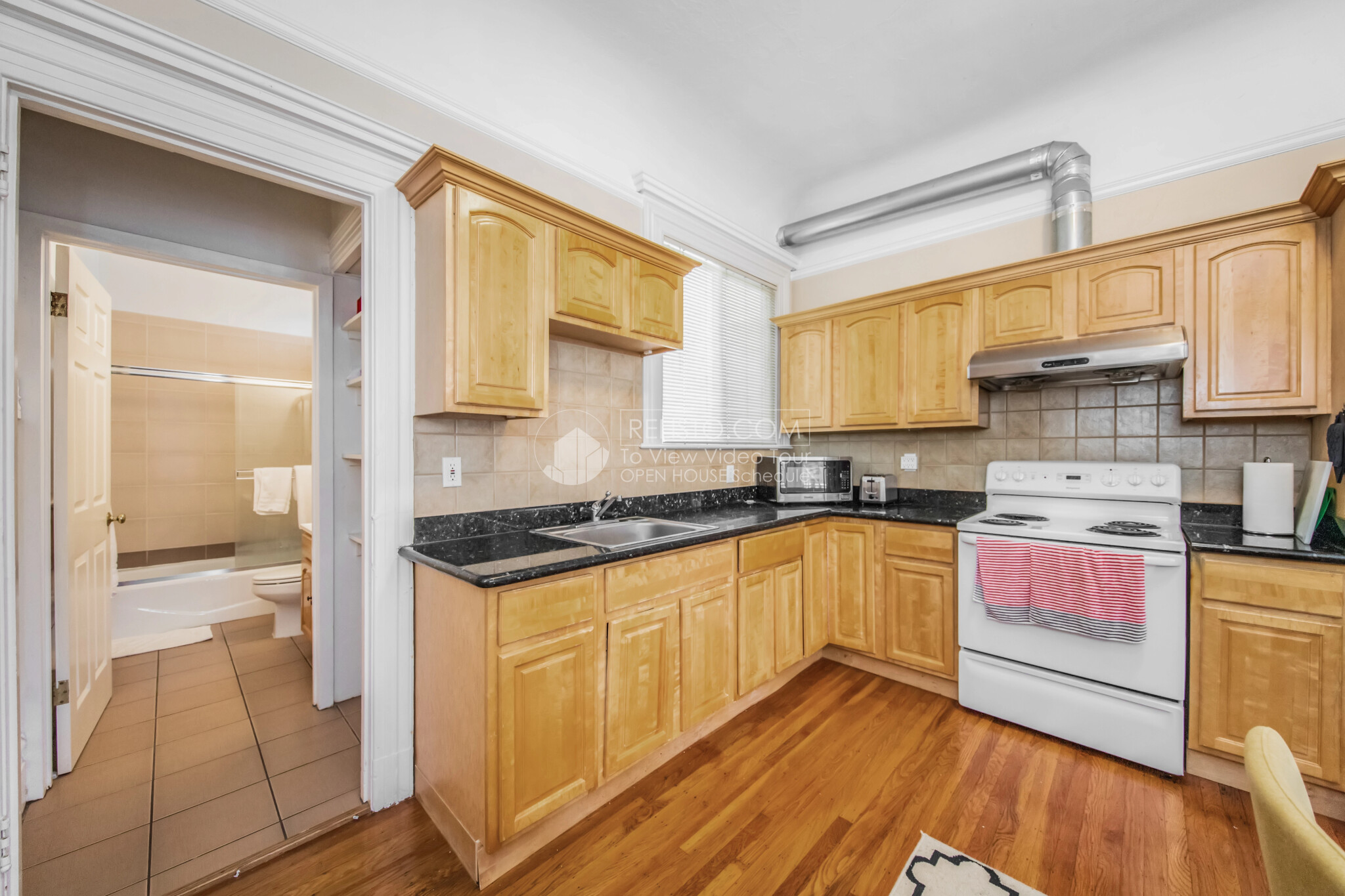 Listing image 8