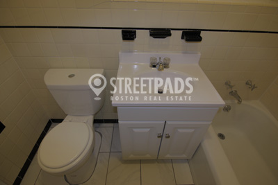 1223 Beacon St, Coolidge Corner