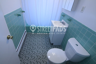 1539 Beacon St, Coolidge Corner