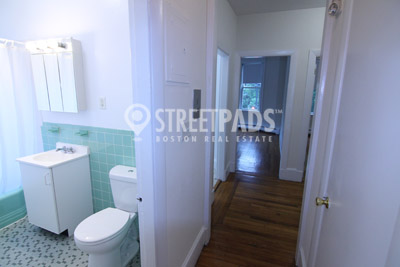 1539 Beacon St, Coolidge Corner