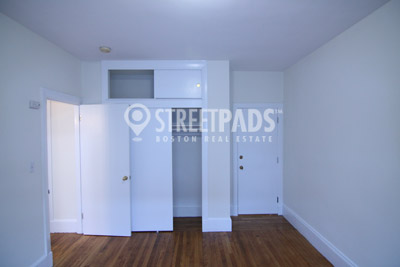 1539 Beacon St, Coolidge Corner