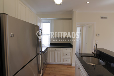 Photos of apartment on Chauncy St.,Cambridge MA 