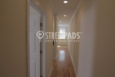 Photos of apartment on Chauncy St.,Cambridge MA 