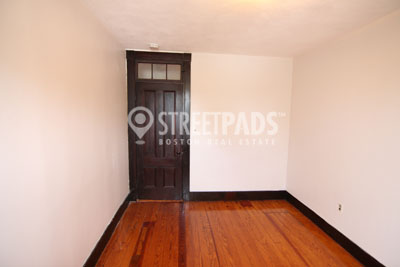 Photos of apartment on Brown St.,Waltham MA 02453