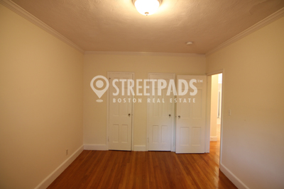 75 Kilsyth Rd, Brighton