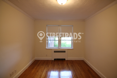 75 Kilsyth Rd, Brighton