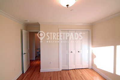 Photos of apartment on Beacon St.,Brookline MA 02446