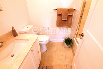 Photos of apartment on Beacon St.,Brookline MA 02446