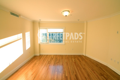 Photos of apartment on Beacon St.,Brookline MA 02446
