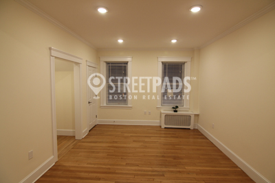 19 Green St, Coolidge Corner