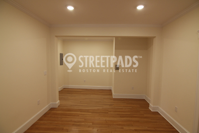 19 Green St, Coolidge Corner