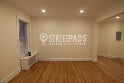 19 Green St, Coolidge Corner