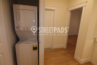 19 Green St, Coolidge Corner