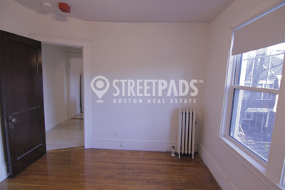 Photos of apartment on Washington St.,Somerville MA 02143