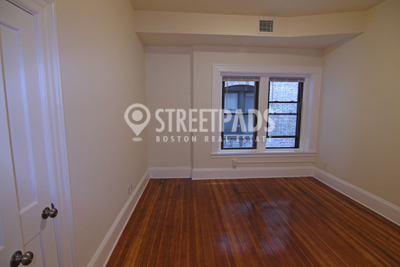 Photos of apartment on Beacon St.,Brookline MA 02446