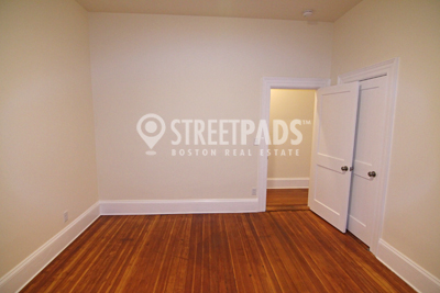 Photos of apartment on Beacon St.,Brookline MA 02446