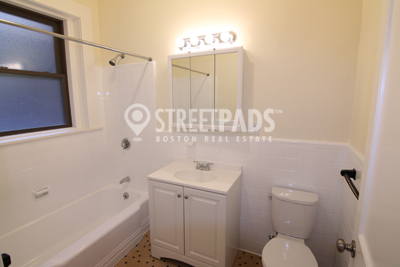 Photos of apartment on Beacon St.,Brookline MA 02446