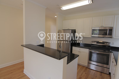 Photos of apartment on Chauncy St.,Cambridge MA 