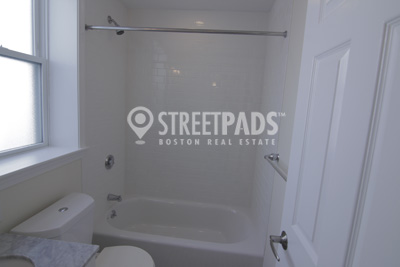 Photos of apartment on Chauncy St.,Cambridge MA 