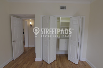 Photos of apartment on Chauncy St.,Cambridge MA 