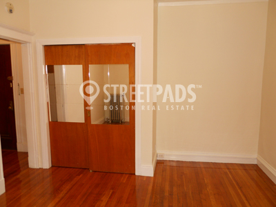 Photos of apartment on Washington St.,Malden MA 02148