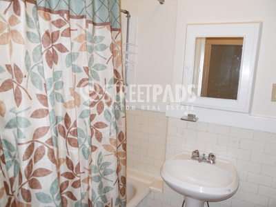 Photos of apartment on Washington St.,Malden MA 02148