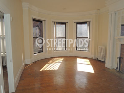 Photos of apartment on Charlesgate E,Boston MA 02215