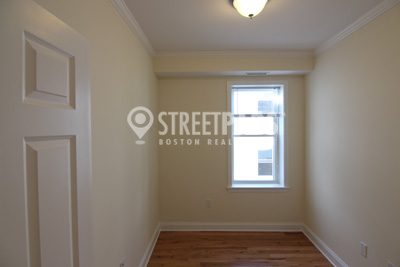 Photos of apartment on Chauncy St.,Cambridge MA 02138