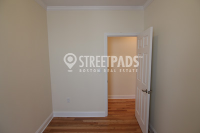 Photos of apartment on Chauncy St.,Cambridge MA 02138