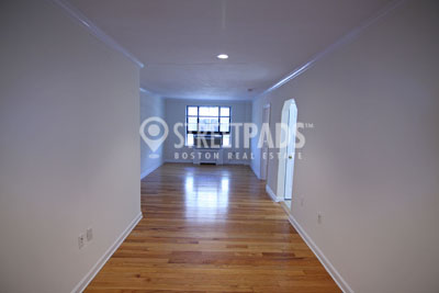 60 Brattle St, Harvard Square