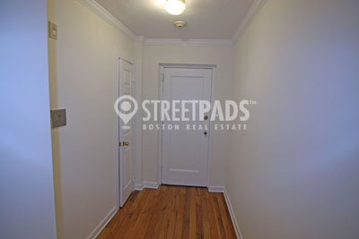 60 Brattle St, Harvard Square