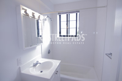Photos of apartment on Brattle St.,Cambridge MA 02138