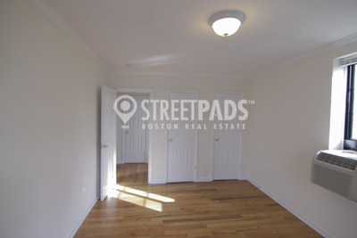 Photos of apartment on Brattle St.,Cambridge MA 02138