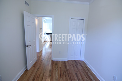 Photos of apartment on Chauncy St.,Cambridge MA 02138