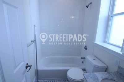 Photos of apartment on Chauncy St.,Cambridge MA 02138