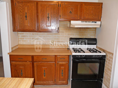 Photos of apartment on Maple St.,Malden MA 02148
