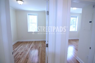 Photos of apartment on Chauncy St.,Cambridge MA 02138
