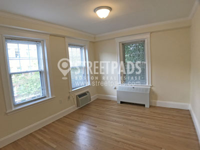 Pictures of  property for sale on Chauncy St., Cambridge, MA 02387