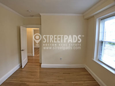 Photos of apartment on Chauncy St.,Cambridge MA 02387