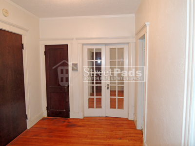 Photos of apartment on Washington St.,Malden MA 02148