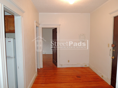 Photos of apartment on Washington St.,Malden MA 02148