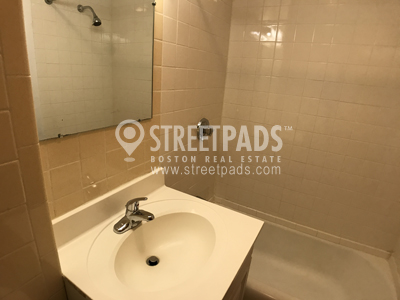 1223 Beacon St, Coolidge Corner