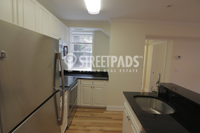Photos of apartment on Chauncy St.,Cambridge MA 
