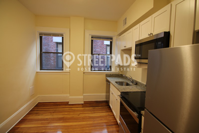 Photos of apartment on Beacon St.,Brookline MA 02446