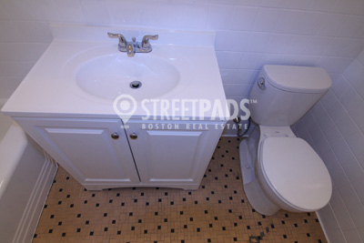 Photos of apartment on Beacon St.,Brookline MA 02446