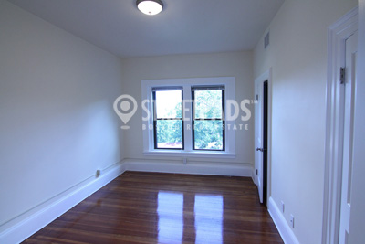 Photos of apartment on Beacon St.,Brookline MA 02446
