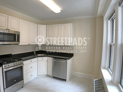 Photos of apartment on Freeman St.,Brookline MA 