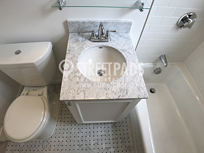 Photos of apartment on Chauncy St.,Cambridge MA 02138