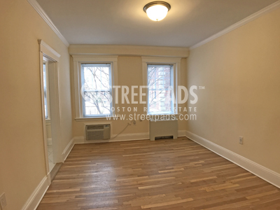 Photos of apartment on Chauncy St.,Cambridge MA 02138